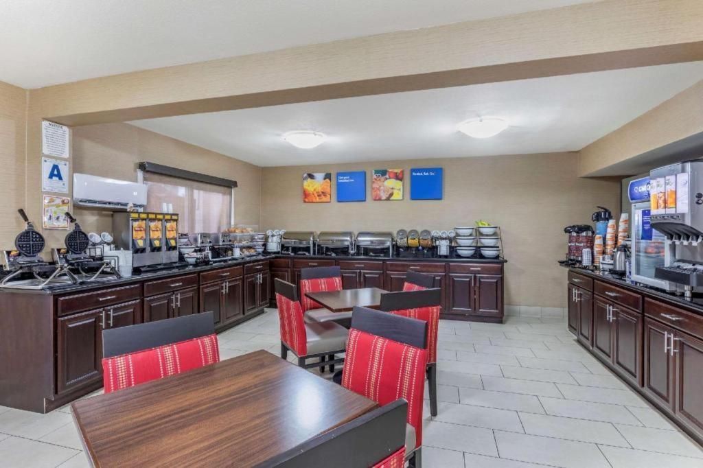 Comfort Inn Escondido San Diego North County Экстерьер фото