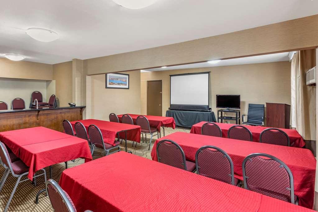 Comfort Inn Escondido San Diego North County Удобства фото